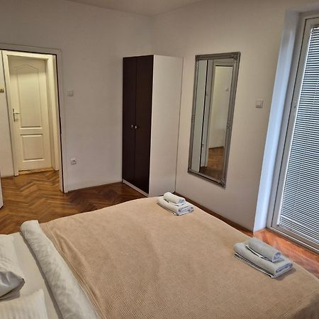 Apartmani Jasmin نوفي ساد المظهر الخارجي الصورة