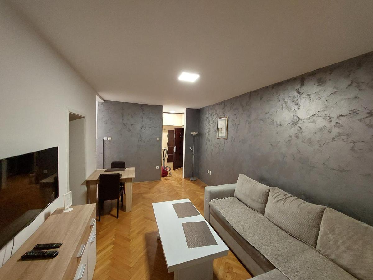 Apartmani Jasmin نوفي ساد المظهر الخارجي الصورة